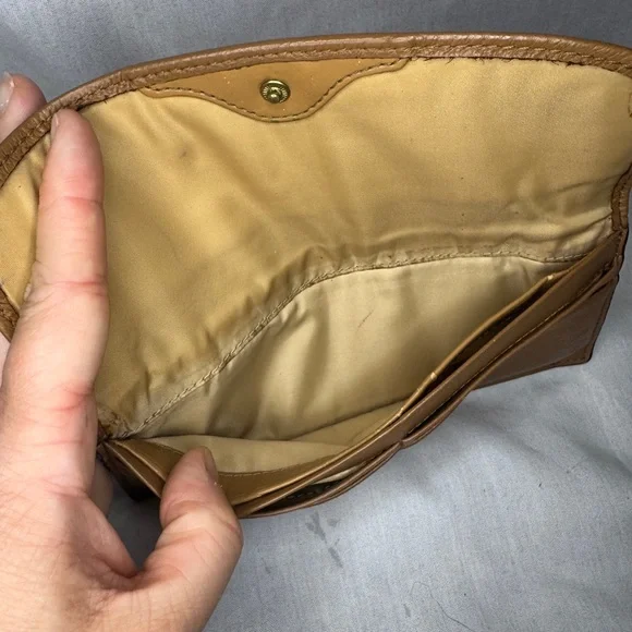 🤎 Coach Classic Tan Leather Snap Wallet - Picture 7 of 7